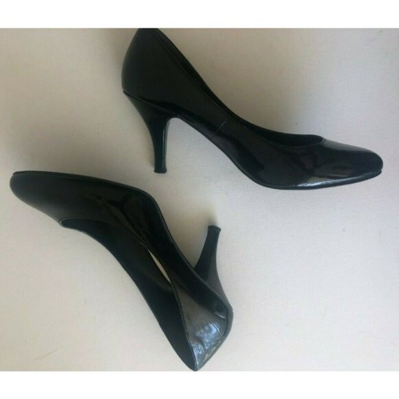 Steve Madden p-blakee black patent plain pumps Size 9.5  Pre-owned - Picture 1 of 9